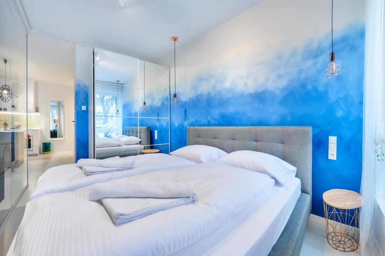 Apartamenty Sun & Snow Riverfront Gdansk Bagian luar foto