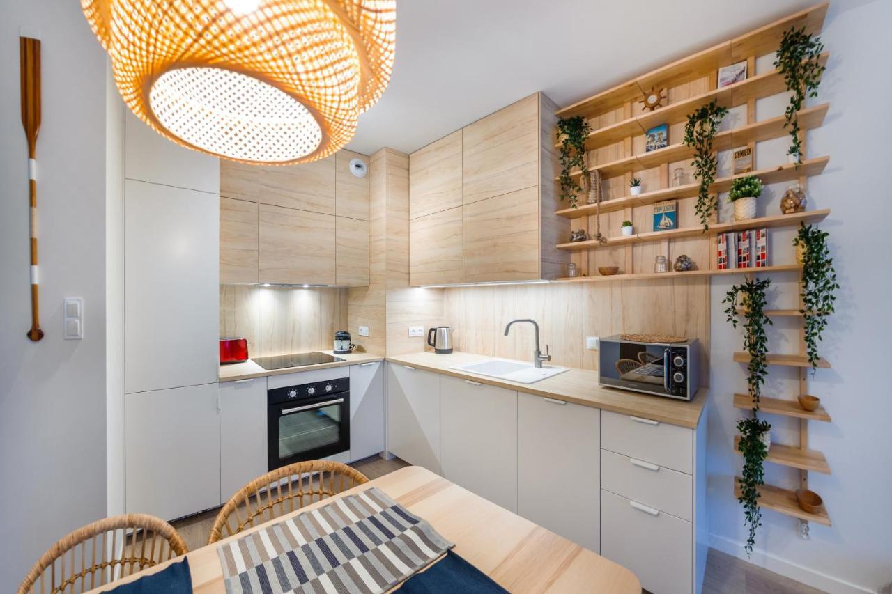 Apartamenty Sun & Snow Riverfront Gdansk Bagian luar foto